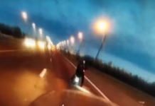 Вантажівка збила самокатчика, який лаявся з мотоциклістом