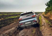 Китайська компанія xpeng представила суперзарядку для електромобілів