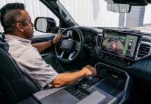 Китайська компанія xpeng представила суперзарядку для електромобілів