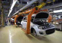 В україні злетіло автовиробництво