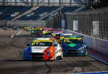 Російська команда carville racing йде з кільцевих гонок