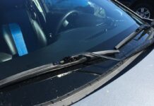 Чому не варто ставити зимові «двірники» на машину взимку