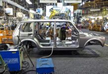 Автоваз відновив виробництво lada niva legend: в день збирають по 115 машин