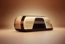 Tesla Robovan: Автономный Гигант, Трансформирующий Транспортное Будущее