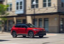 Тормозное Неожиданность: Toyota Corolla Cross Hybrid Под Recall из-за Цифровой «Замёртости»