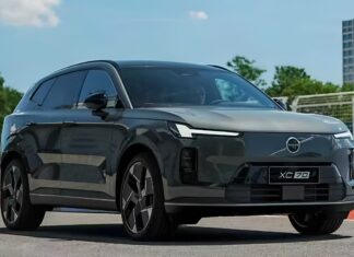 Позашляховик Volvo XC70 PHEV офіційно запущений у Китаї, починаючи з 37 100 доларів з обмеженим часом.