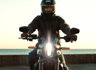 10 мотоциклів Harley-Davidson швидше, ніж Porsche 911