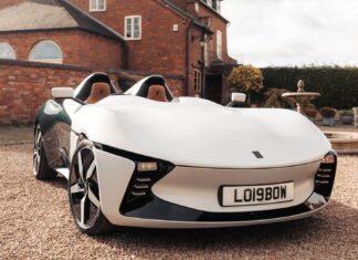 Британський стартап Longbow представив тестовий мул Speedster EV вагою 895 кг