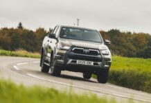2025 Toyota Hilux: Огляд оновленого легкого гібрида Hunker