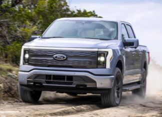 Ford wägt die Zukunft des F-150 Lightning angesichts des Verkaufsrückgangs und der Produktionshürden ab