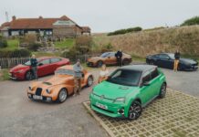 Автомобіль Різдвяний Автокар: найкращі автомобілі 2025 року