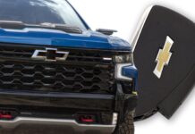 Злочинна група з крадіжок транспортних засобів обіграла автосалони на 2,4 мільйона доларів