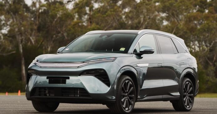 f0a02dbe-58c8-4a83-bbb3-613bb58e1125