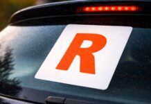 Північна Ірландія запроваджує систему поетапного водіння для підвищення безпеки молодих водіїв