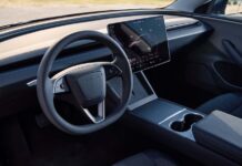 Tesla Змінює Назви “Автопілот” та “Повне Самоврядування” Під Тиском Регуляторів Каліфорнії