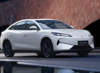 BYD propose une recharge flash gratuite pour les conducteurs utilisant Linghui e7