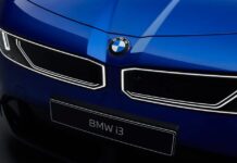 BMW Відмовляється від Хрому на користь Підсвічування для Нової Лінійки Електромобілів