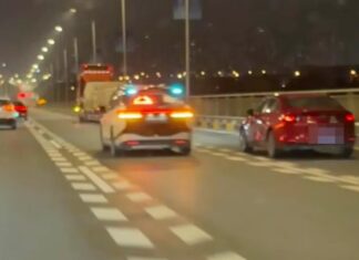 Robotaxi Apollo utknął z pasażerami w Wuhan w wyniku awarii na dużą skalę