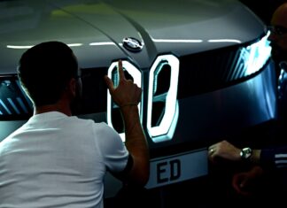 BMW zvažuje Range Rover Rival: Návrat do segmentu ultra-luxusních off-roadů?