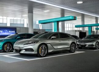 BYD acelera expansão europeia com marca Denza e infraestrutura de carregamento massiva
