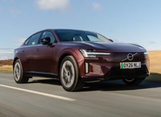 Análise do Volvo ES90: um concorrente sofisticado e ecologicamente consciente no mercado de veículos elétricos premium