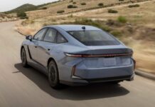 2026 Lexus ES: газова версія проти електричної