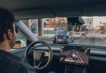 Tesla “Full Self-Driving”: вражає, поки не перестає