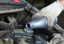 Чому педаль гальма м’яка? Усунення повітря у гальмівних магістралях