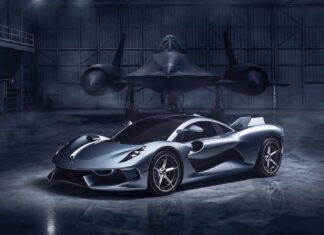 Por qué el Hennessey Blackbird es el superdeportivo analógico que necesitamos ahora
