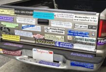 Por qué la pegatina bomba de tu coche puede provocar furia en la carretera